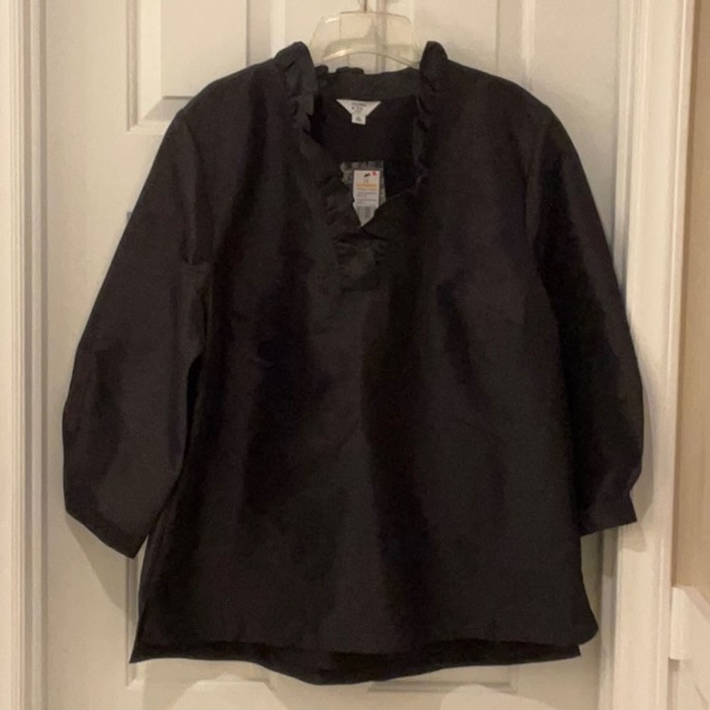 CROWN & IVY Ruffle Neck “silk” 3/4 sleeved 1x blouse (xxl)